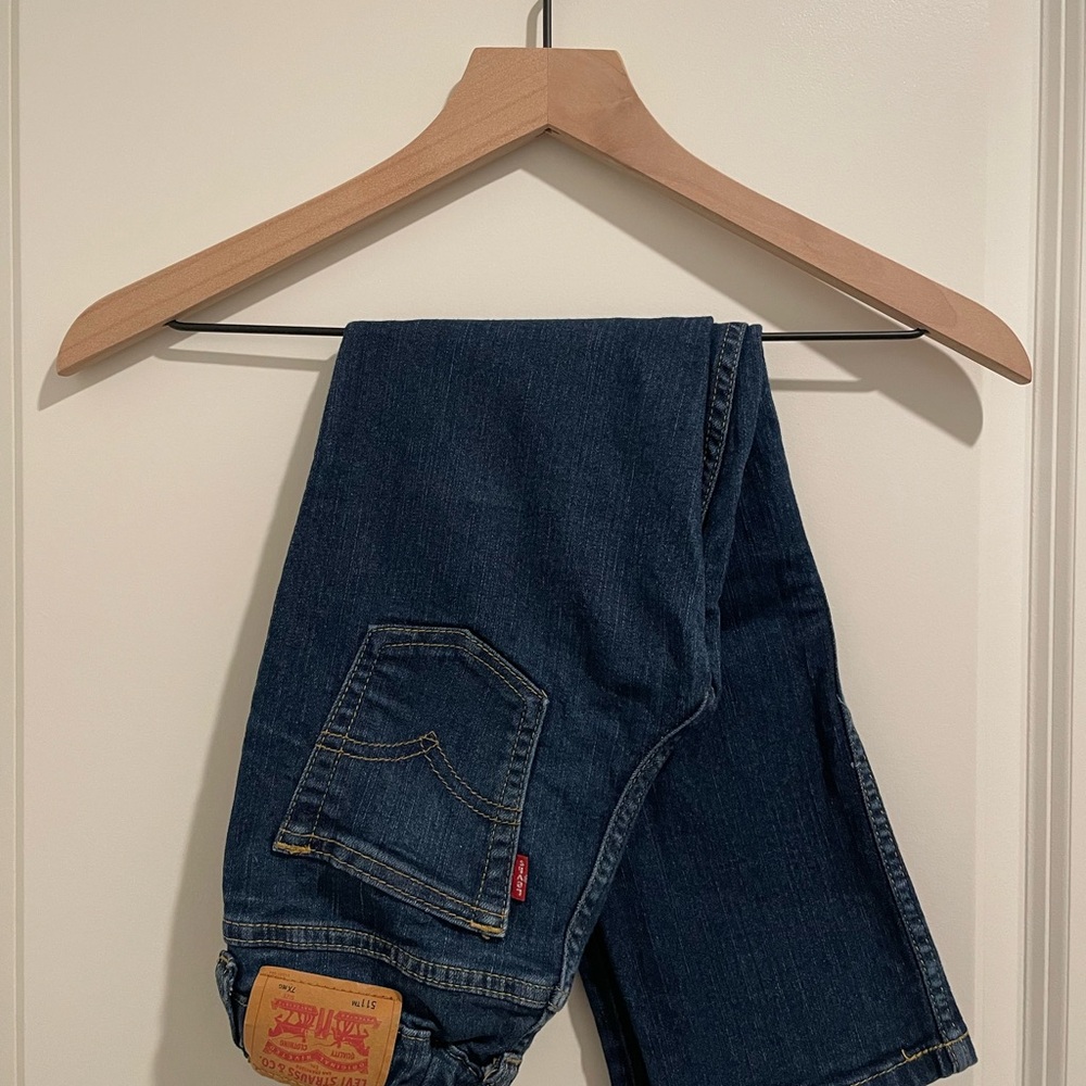 Levi's Dark Blue Denim Jeans boys in Sz 7X Reg and Old Navy Shirt Sz 6-7